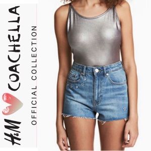 NWOT! H&M Coachella Official Collection Shorts Size 2